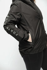 44 Essential Spray Jacket Womens - Black